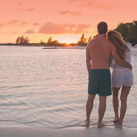 Palafitos Overwater Bungalows, Catamarán, Cenote, All&More Inclusive - Adults Only